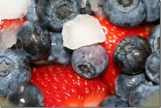 strawberry-blueberry-smoothie 013